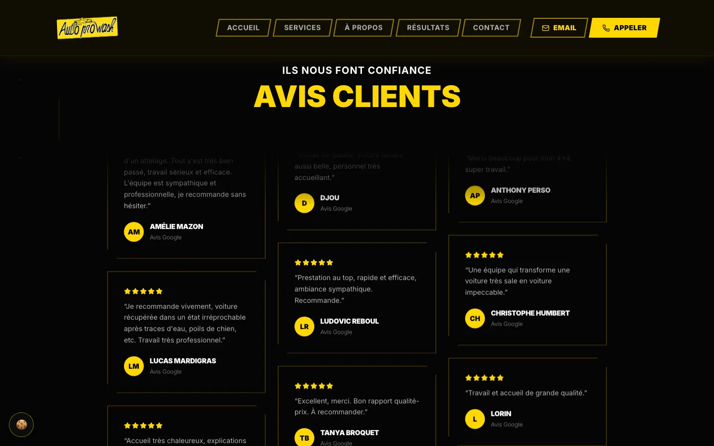 Section « Avis clients » du site Auto Pro Wash : cartes d'avis cinq étoiles